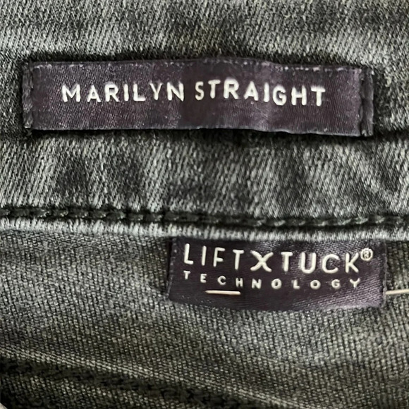 NYDJ Marilyn Straight Jean in Washed Gray - Size 10 - Picture 5 of 8